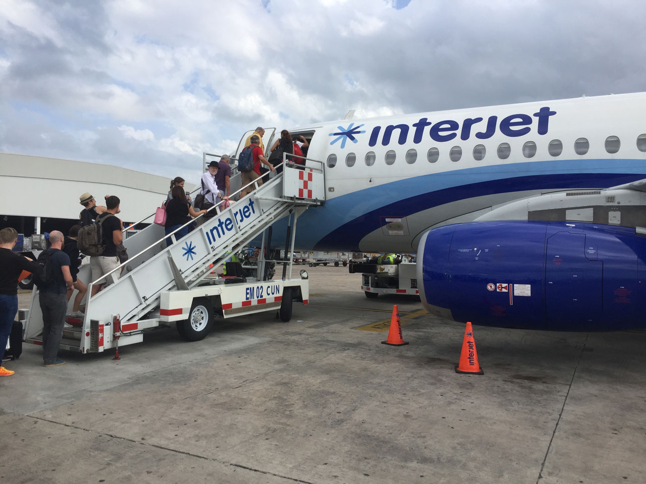 Cancun to La Habana: Thoughts on Interjet